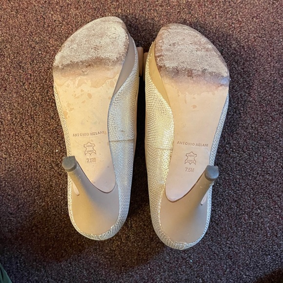 Gold Antonio melani heels sz 7.5 - Picture 6 of 9